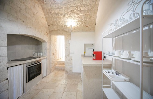 Alcanterini Villa | Authentic Villa in Castellana Grotte for 5 guests. Pet Friendly!