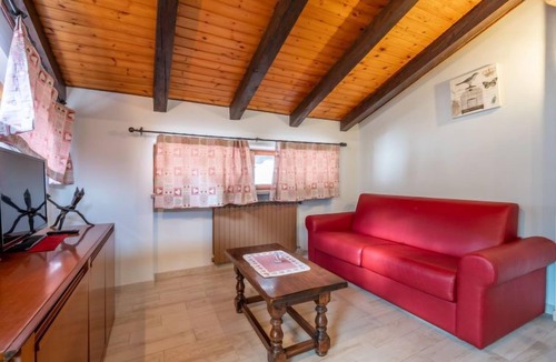Baraveyes Apartment | Aux Oiseaux by Interhome
