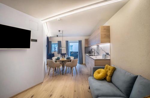 Old Town Apartment | Avia Living Maria
