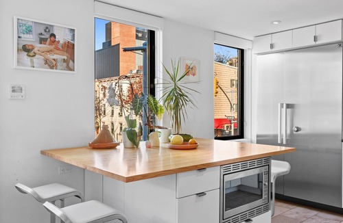 Williamsburg House | Award-winning Spacious Townhouse in Williamsburg