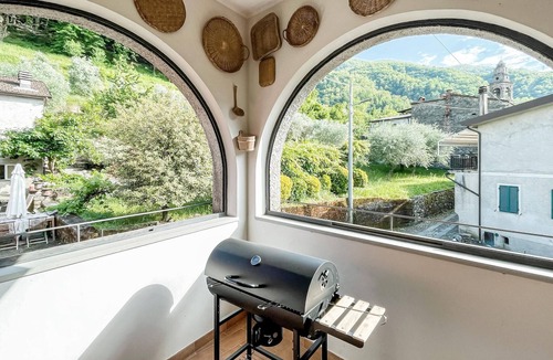 Mulazzo House | Awesome home in Castagnetoli