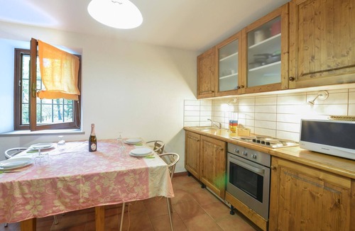 Loazzolo House | Awesome home in Loazzolo with WiFi