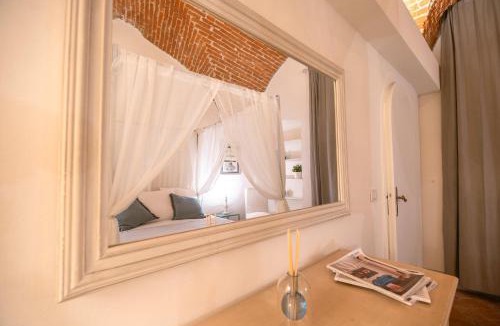 Santo Spirito Apartment | Azzurra Elegant Apartment