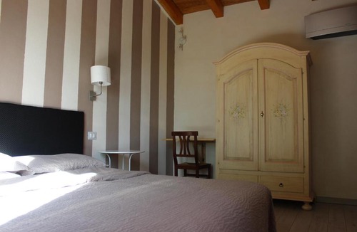 San Faustino-Madonnina-Quattroville Bed & Breakfast | B&B Ai Prati
