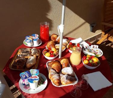 Mezzojuso Bed & Breakfast | b&b Caravella