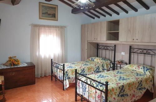 San Pietro a Cegliolo Bed & Breakfast | B&B Il Mandorlo