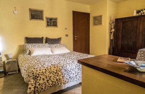 Moncrivello Apartment | B&B Il Mirtillo
