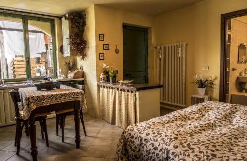 Moncrivello Apartment | B&B Il Mirtillo