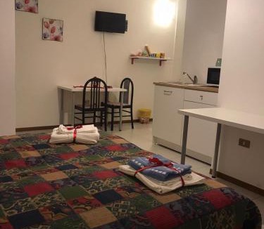 Amorosi Bed & Breakfast | B&B Le Magnolie