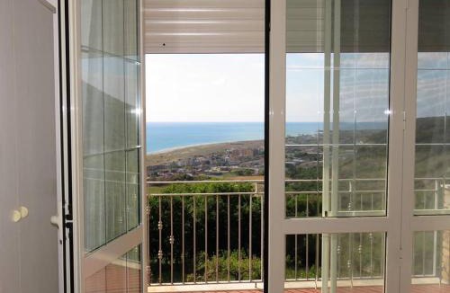 Falerna Bed & Breakfast | B&B Le Rose del Tirreno