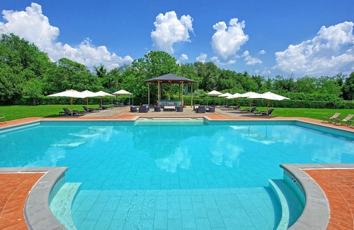 Cincelli Apartment | Badia Di Campoleone - Villa Campoleone