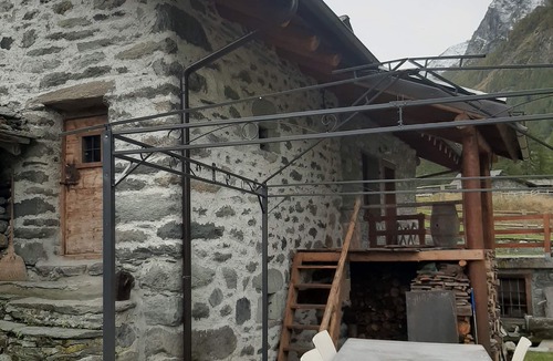 Fenis Cabin | Baita di Montagna per gli Amanti Della Natura e Della Tranquillità