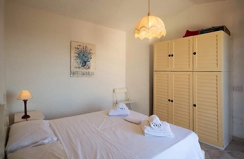Baja Sardinia House | BAJA SARDINIA NICE APARTMENT 50 METERS FAR FROM THE SEA