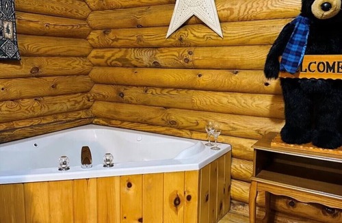 Helen Cabin | Bare Necessities-Gorgeous Two-Story Cabin in the North Georgia Mountains!