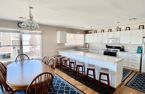 Bay Head House | Beach Block Rental - Ocean/Beach Out Your Back Door. Great Location At Beach!