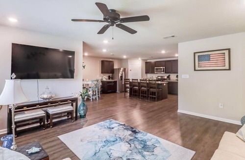 Long Beach House | Beach Dream Home with room for the family