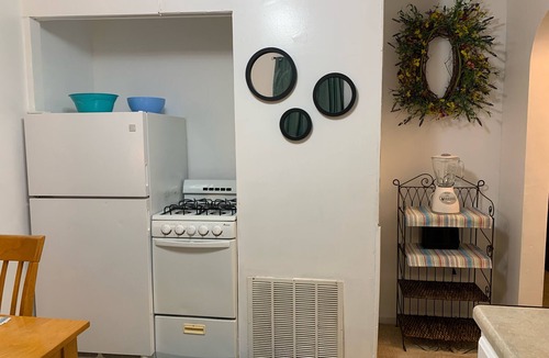 Bayview Apartment | Beach Side Studio #2 - Pet Friendly, WiFi, Off-Street Parking, Large Smart TV