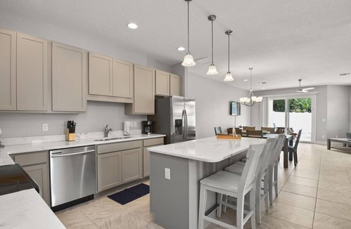 Indian Harbour Beach House | Beach-Style Townhome in Indian Harbour Beach