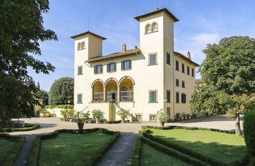 Montagnano Villa | Beautiful 17th Century Medici Tuscan Villa