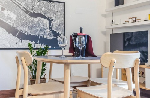 Santa Lucia Villa | Beautiful apartment in villa for 3 guests with A/C, WIFI, TV and parking, close to Rome