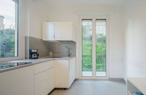 Sori Apartment | Beautiful apartment for 3 people with WIFI, A/C, TV and balcony