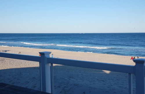 Mantoloking House | Beautiful beach home on the Jersey Shore