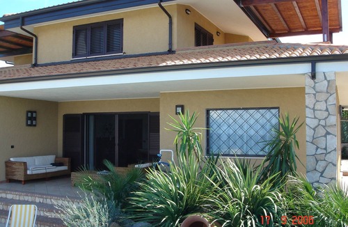 Briatico Villa | beautiful detached villa with private pool wi-fi