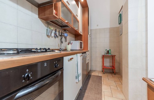 Ardea House | Beautiful holiday home in Ardea with garden