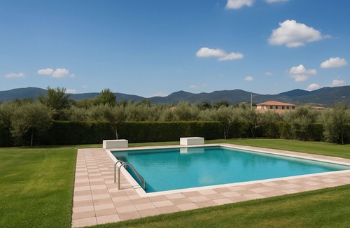 Lamporecchio Villa | Beautiful private villa with hot tub, private pool, WIFI, TV, terrace and panoramic view