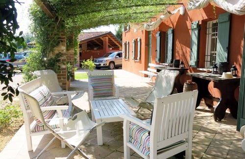 Capriglio House | Beautiful private villa for 10 people with WIFI, private pool, TV, terrace and pets allowed