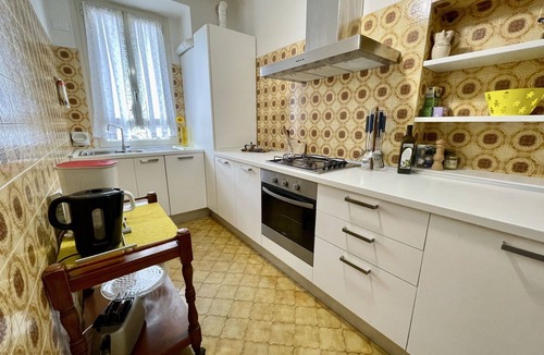 Baveno House | Beautiful private villa for 5 guests with WIFI, TV and balcony