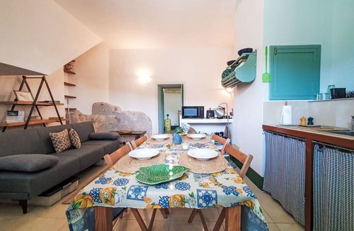 Modica House | Beautiful private villa for 4 guests with WIFI, A/C and terrace