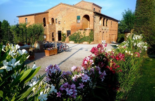 Acquaviva Apartment | Beautiful resort surrounded by vineyards, one-room apartment