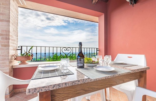 Mombaroccio House | Beautiful villa for 5 people with WIFI, TV, terrace, panoramic view and parking