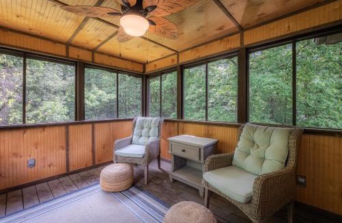 Edmond House | Beauty Mountain Hideaway - Secluded - New River Gorge National Park