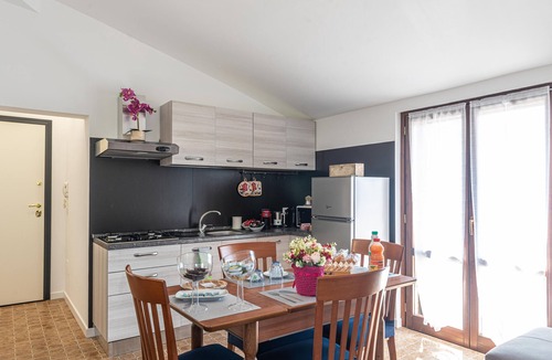 Montecastrilli Bed & Breakfast | Bed and Breakfast 'Dolce Alba' with Private Garden, Wi-Fi and Air Conditioning