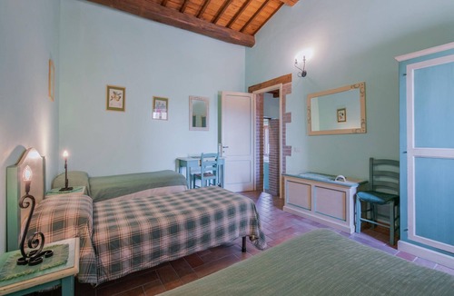 Sellano House | Belvilla by OYO Fonni Verde