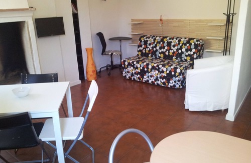 Historic Center Apartment | Best location in Bologna. Studio equipped for long stays. SuperHost since 2011.