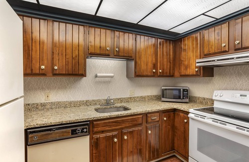 Morristown Hotel | Best Western PLUS Morristown Inn-Florham Park
