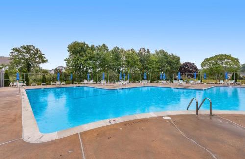 Frankford House | Bethany Meadows -- 38172 Beachwood #10