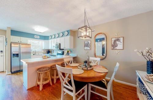 Frankford House | Bethany Meadows -- 38172 Beachwood #10