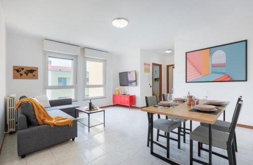 Grassobbio Apartment | BGY Colorful Home