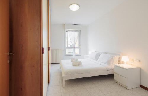 Grassobbio Apartment | BGY Colorful Home