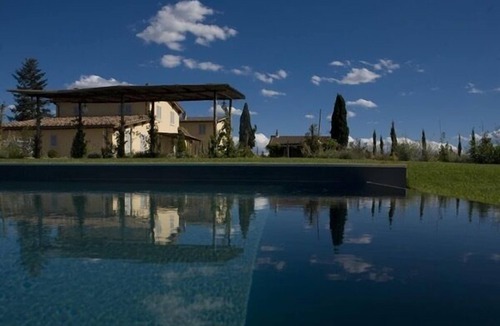 Sovicille Apartment | Bianco 2 bedroom 2 bathroom apartment