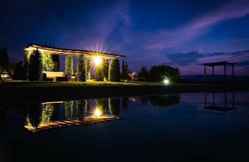 Sovicille Apartment | Bianco 2 bedroom 2 bathroom apartment