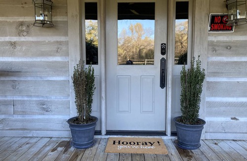 Camden House | Blue Barn Lodge Unit 2 Spacious Luxury Retreat on Private Gated Estate