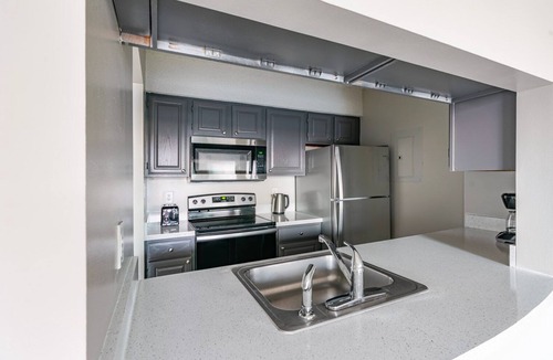 Connecticut Ave - K Street Apartment | Blueground | Connecticut Ave/K Street, rooftop, nr Lincoln Memorial