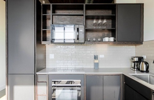 Sheffield Neighbors Apartment | Blueground | Lincoln Park, view, nr Oz Park