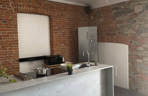 Besozzo Inferiore Apartment | Bnbook Cornelia's suites 2