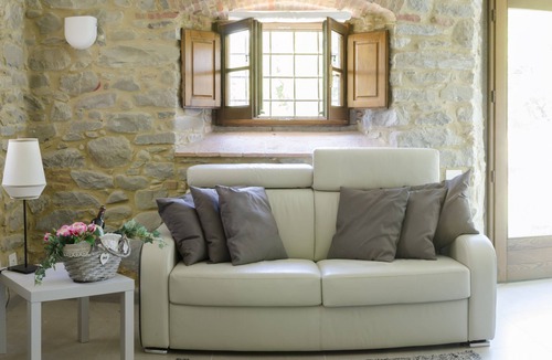 Castiglione di Garfagnana Apartment | Boheme. Romantic apartment in Villa Toscana